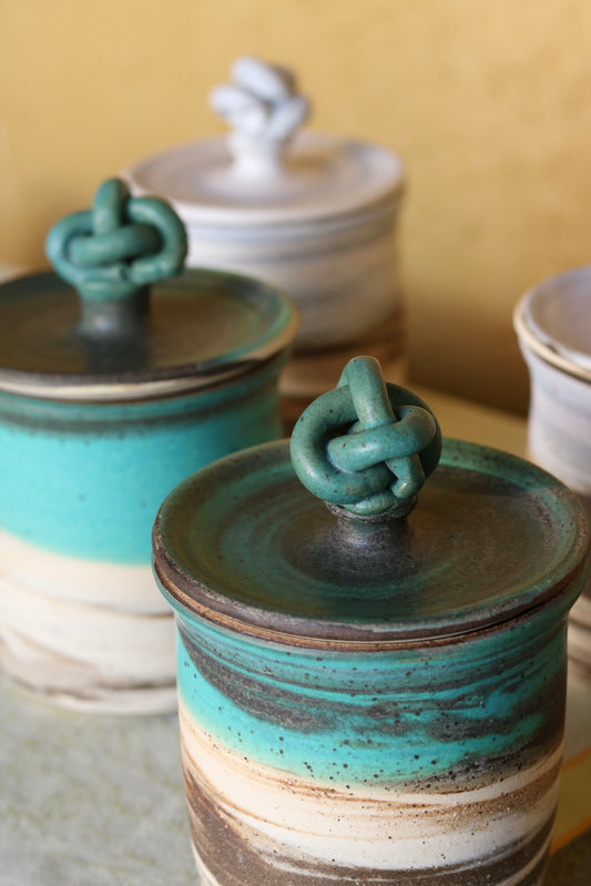 Knot Jar (2 color options)