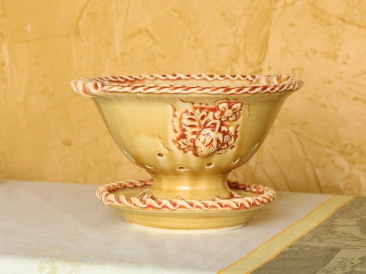 Strawberry Fruit Bowl with Drain Plate