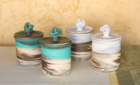 Knot Jar (2 color options)