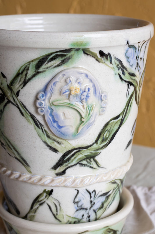 Blue Magpie Plant Pot + Amaryllis Kit