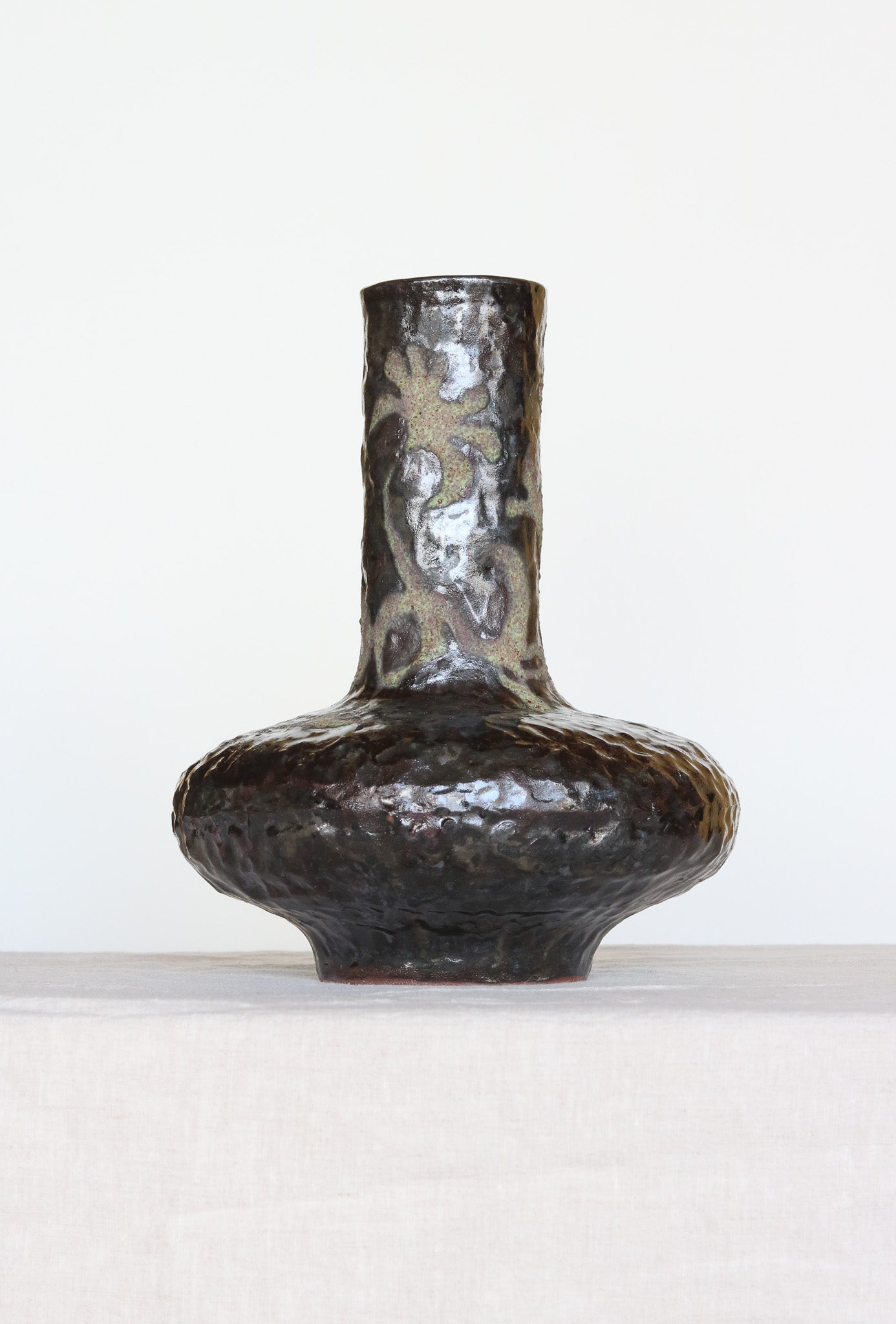 Tall Noir Vessel with Vine and Floral detail