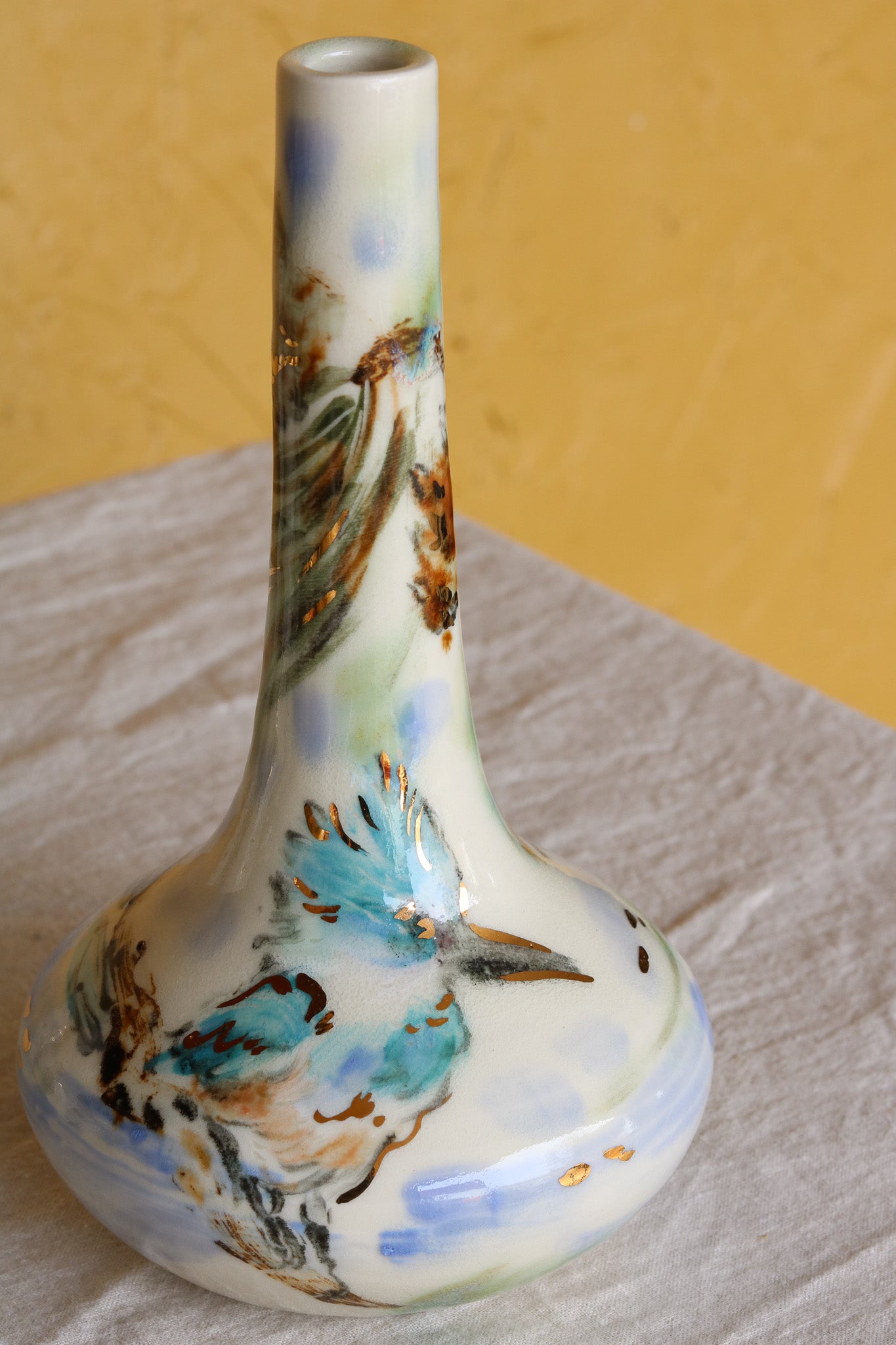 Kingfisher Narrow Neck Vase