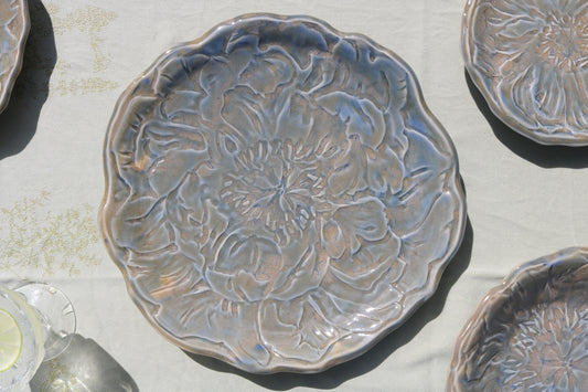 Orage (Storm) Peony Dinnerware