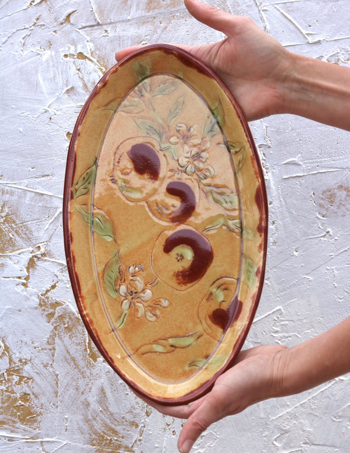 13.5" Platter in Apple Blossom (b)