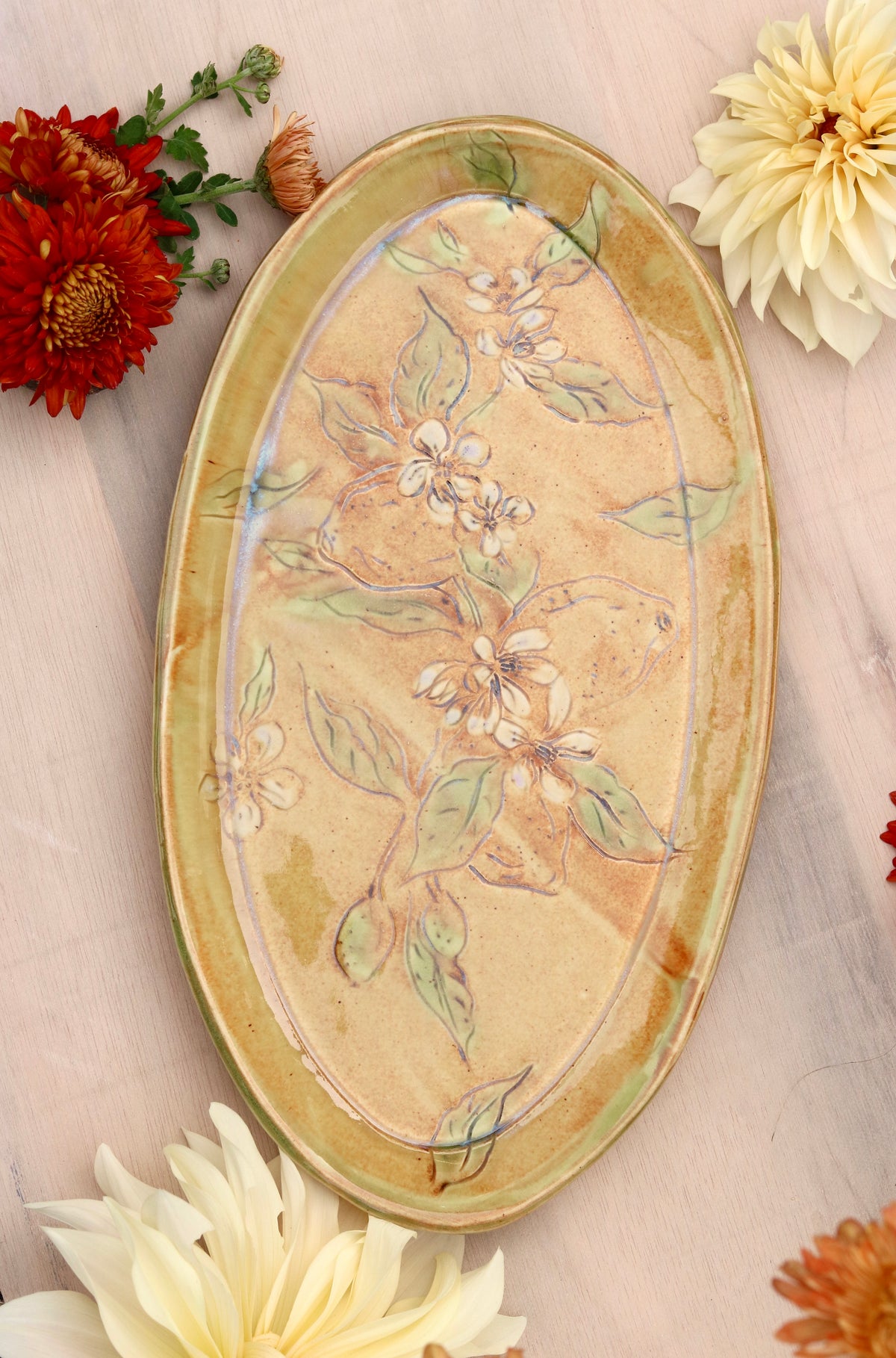 13.5" Ocher Platter in Lemon Blossom