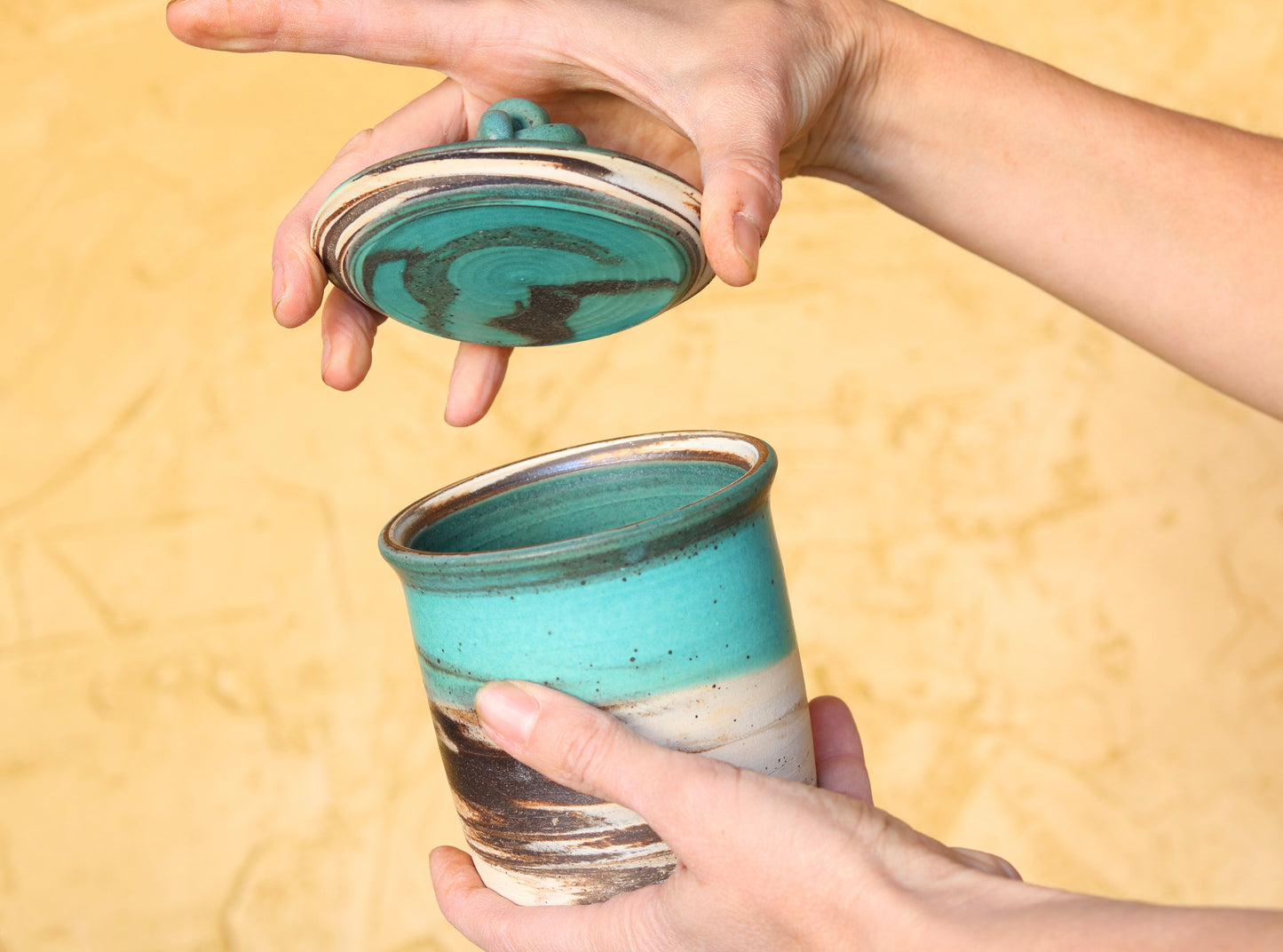 Knot Jar (2 color options)