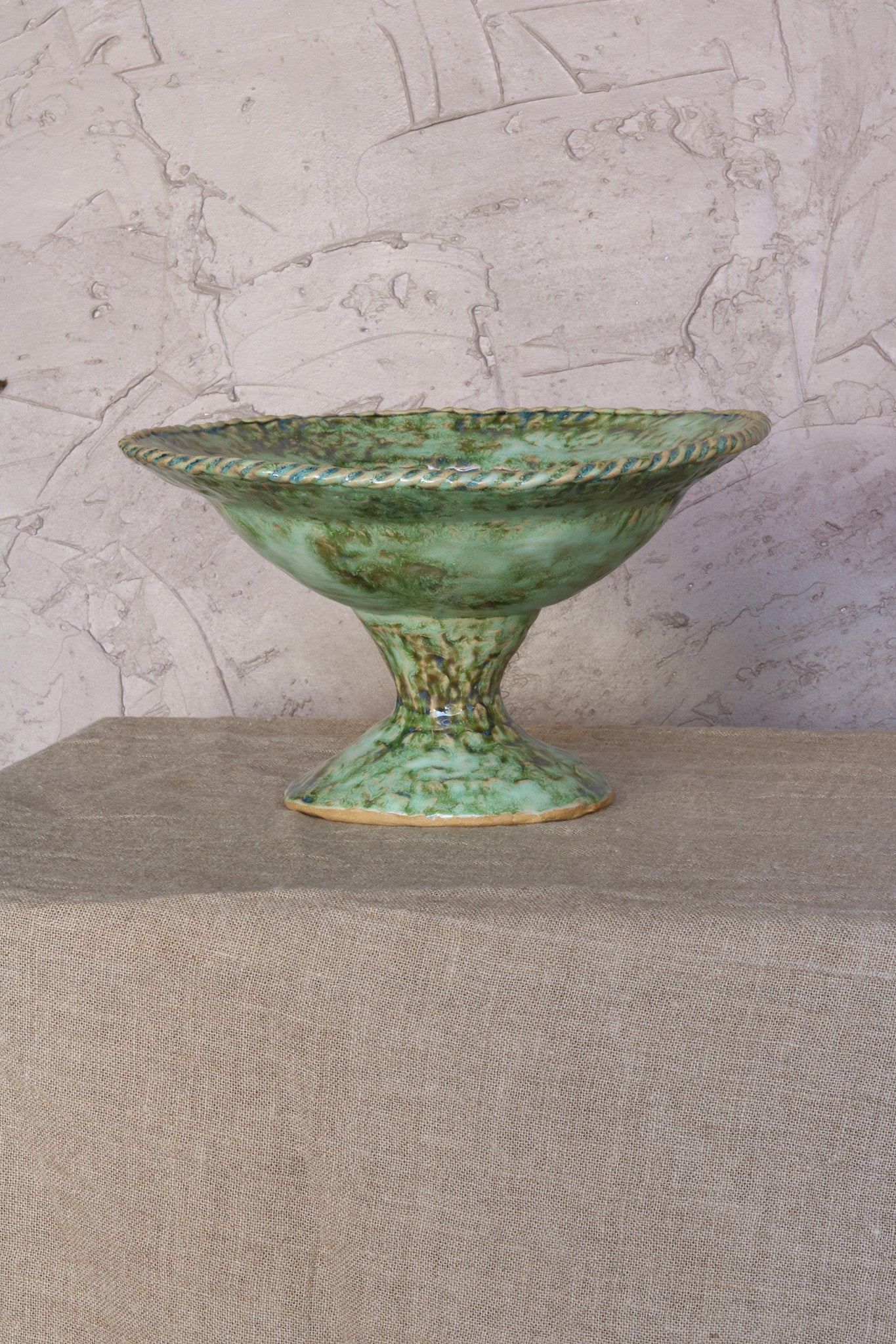 Pedestal Emerald Bowl