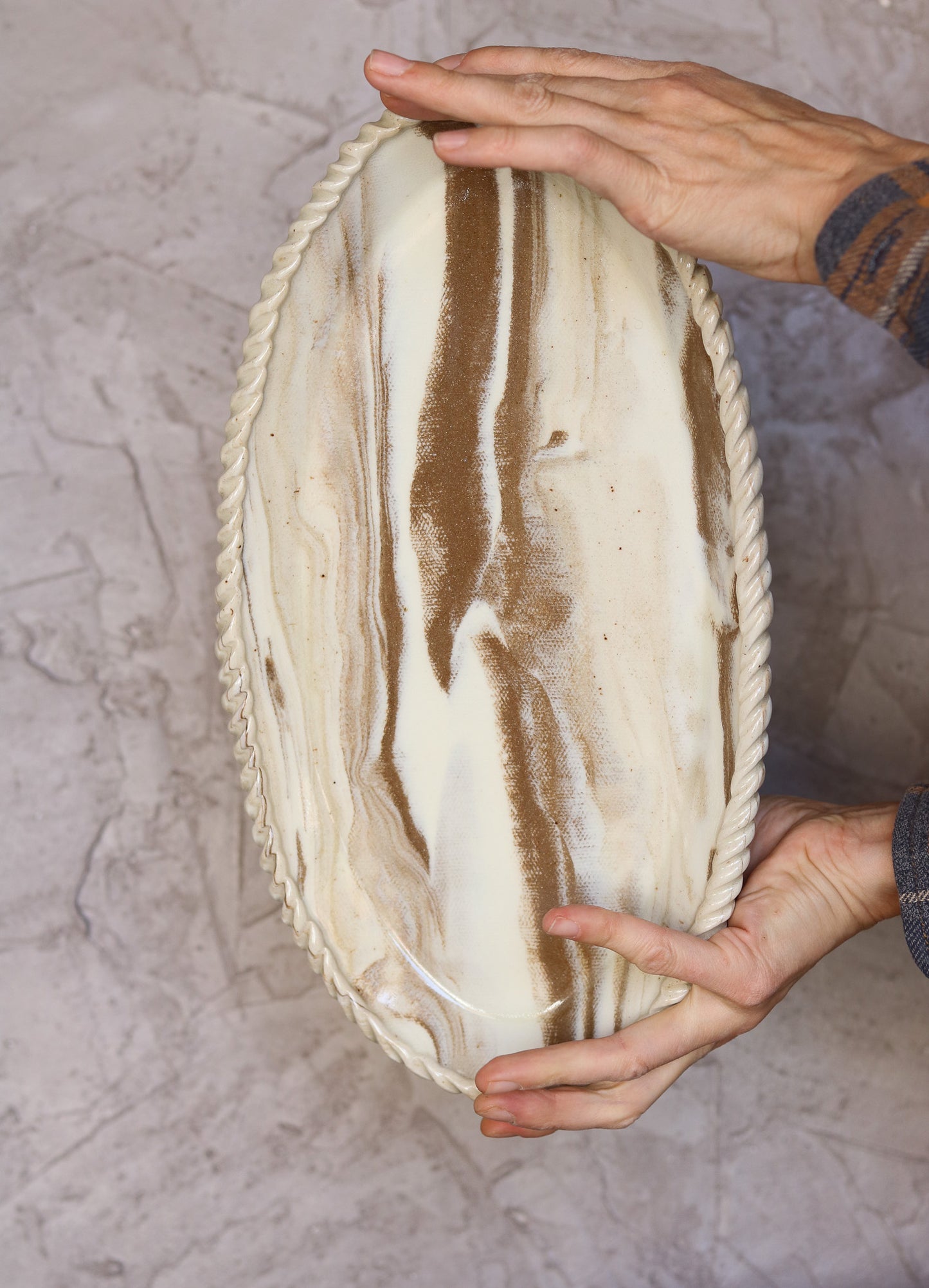 13.5" Marbled Platter